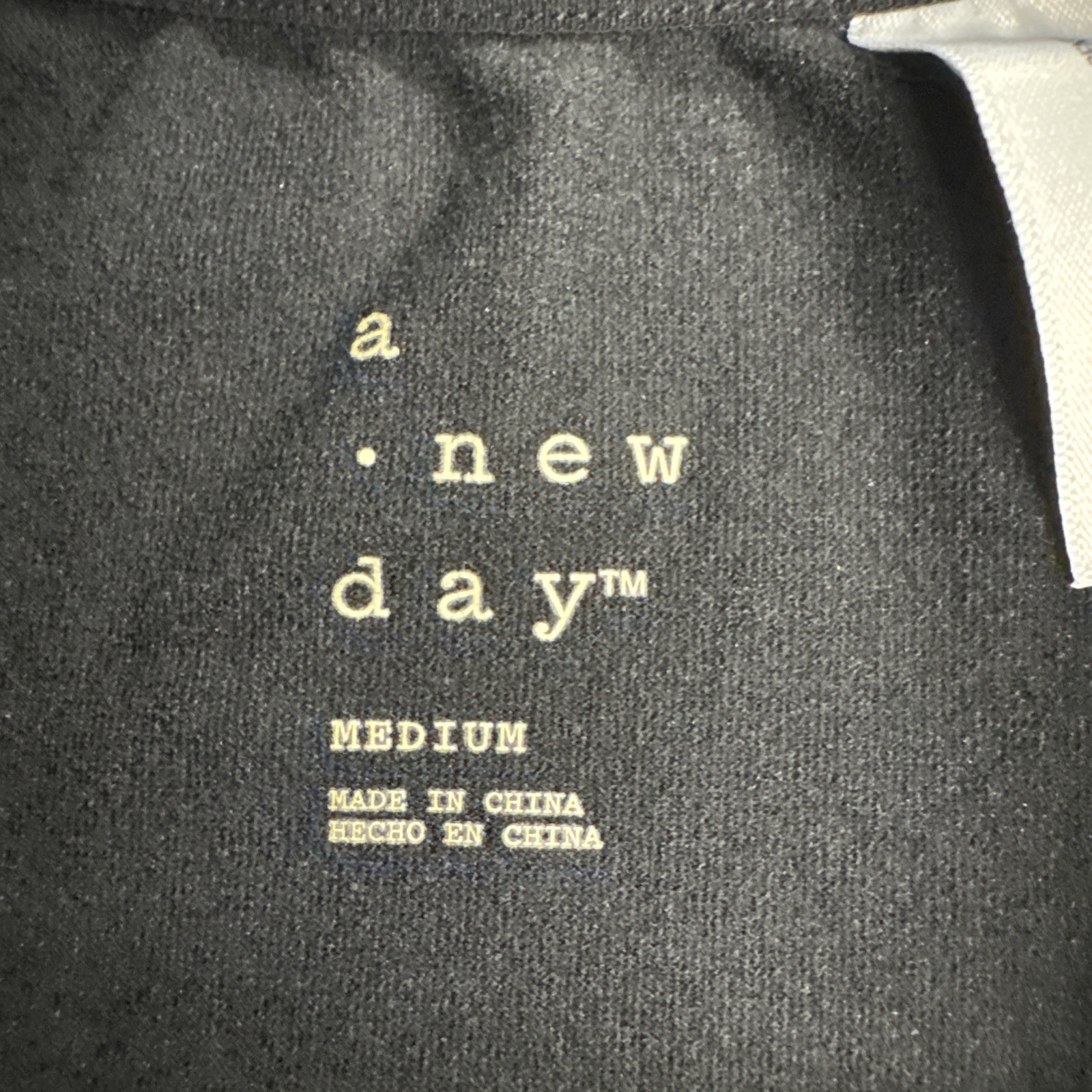 Medium Women’s A New Day Black Knit Cropped Short Sleeve Crew Neck T-Shirt
