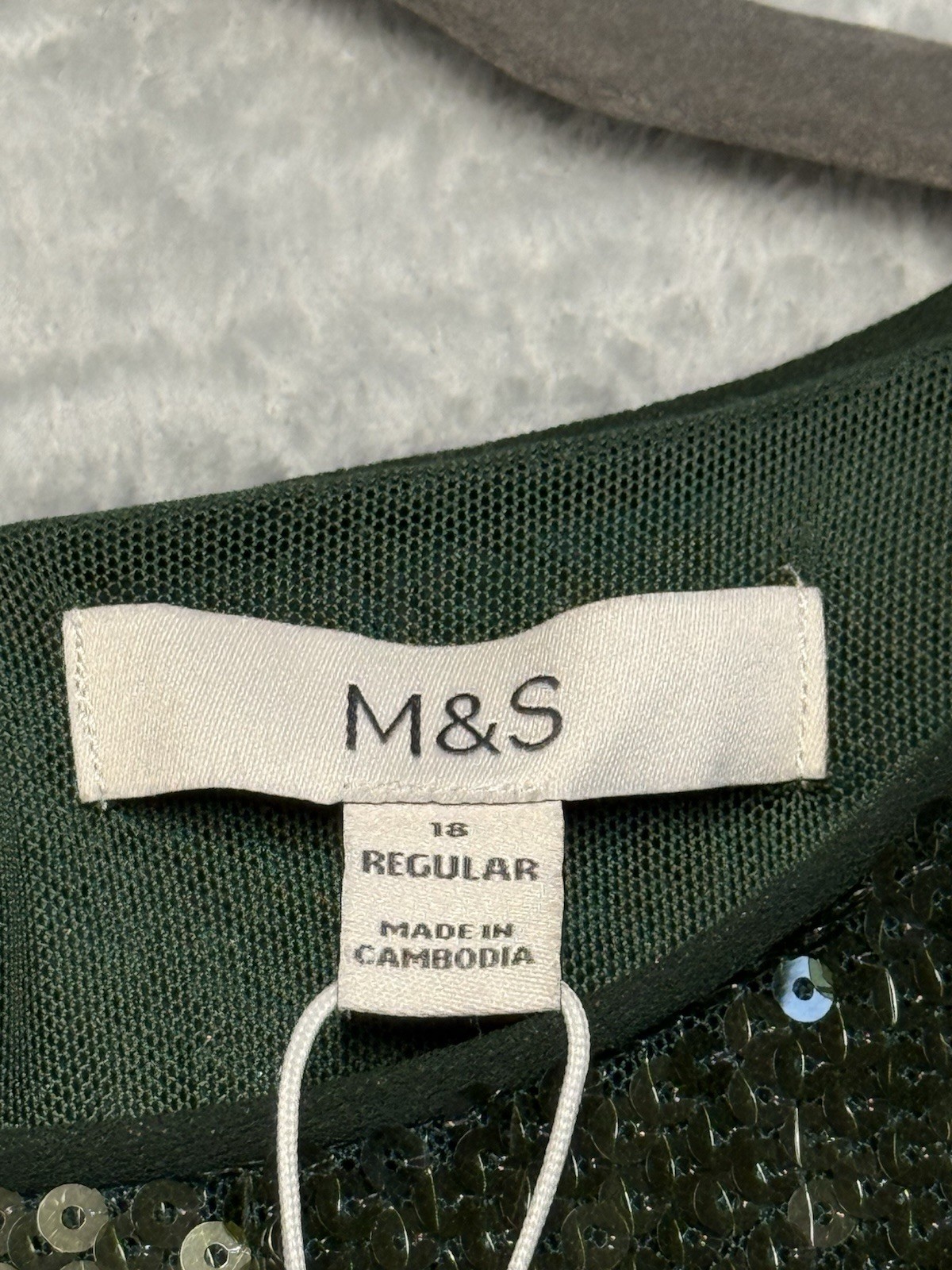 M&S Green Sequin Long Sleeve Top Regular Fit Size 18 Party Event Christmas Women