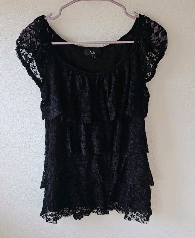 AGB Women’s S Black Lace Scoop Neck Cap Sleeve Pullover Blouse Top