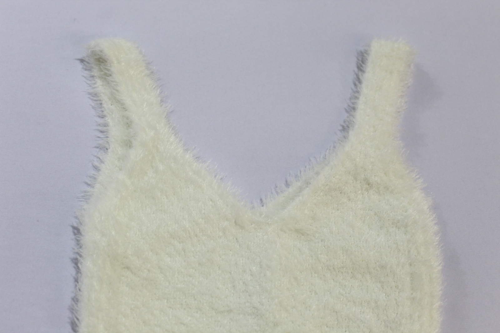 Miss Selfridge Women’s V-Neck Eyelash Knit Bralet Top DM9 White Size US:4-6 NWT