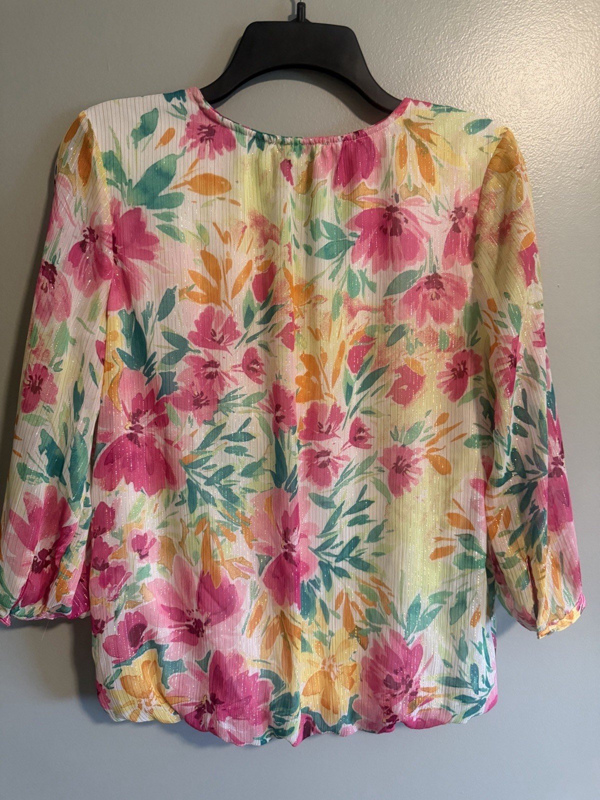 Sara Michelle Pink Floral Blouse 3/4 Sleeve Gold Metallic Accent Petite Size PL