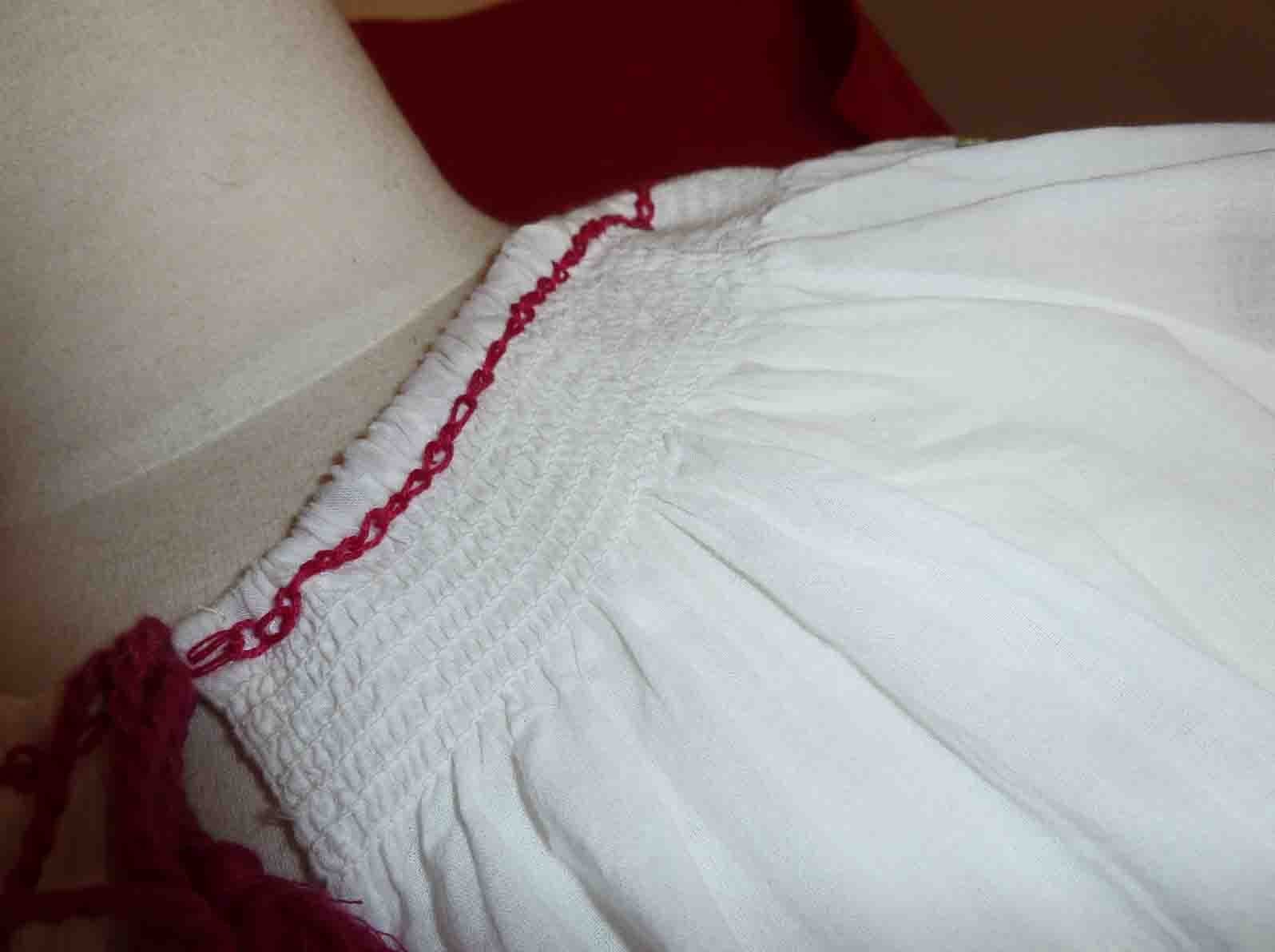 Romanian Embroidered Folk Peasant Ethnic Boho Blouse 54″ around L=27″ + 2 apron