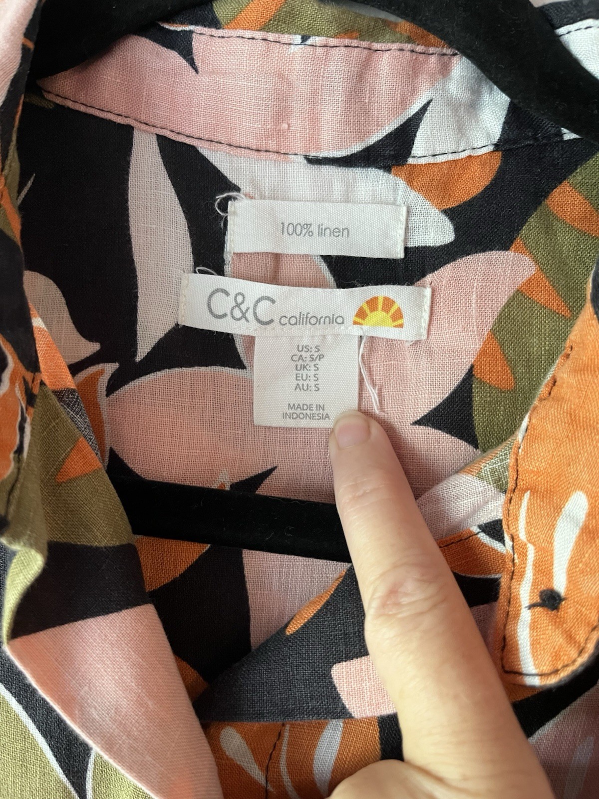 C&C California Tropical Printed Linen Short Sleeve Button Down Shirt Size S