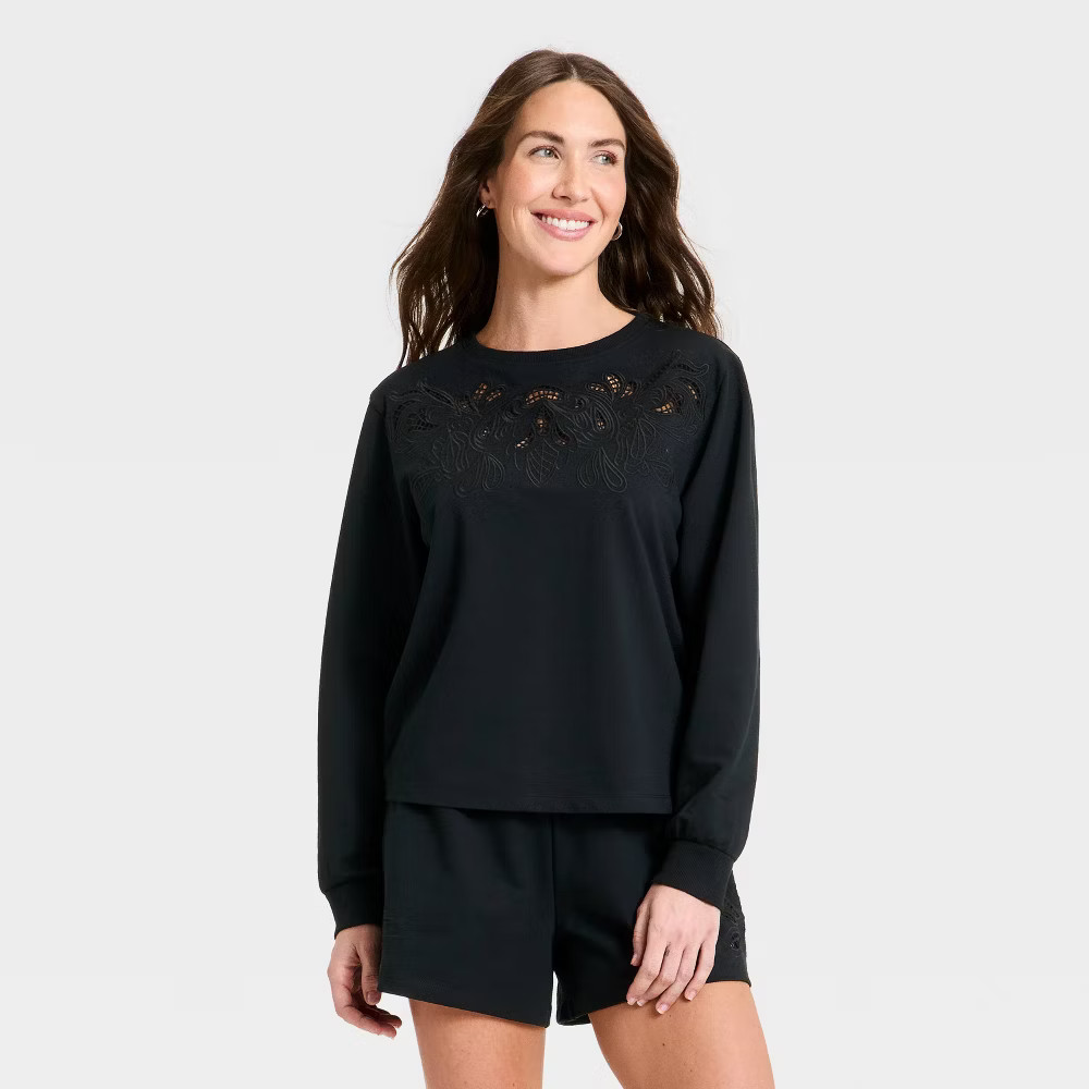 Women Eyelet Sweatshirt – A New Day Black S
