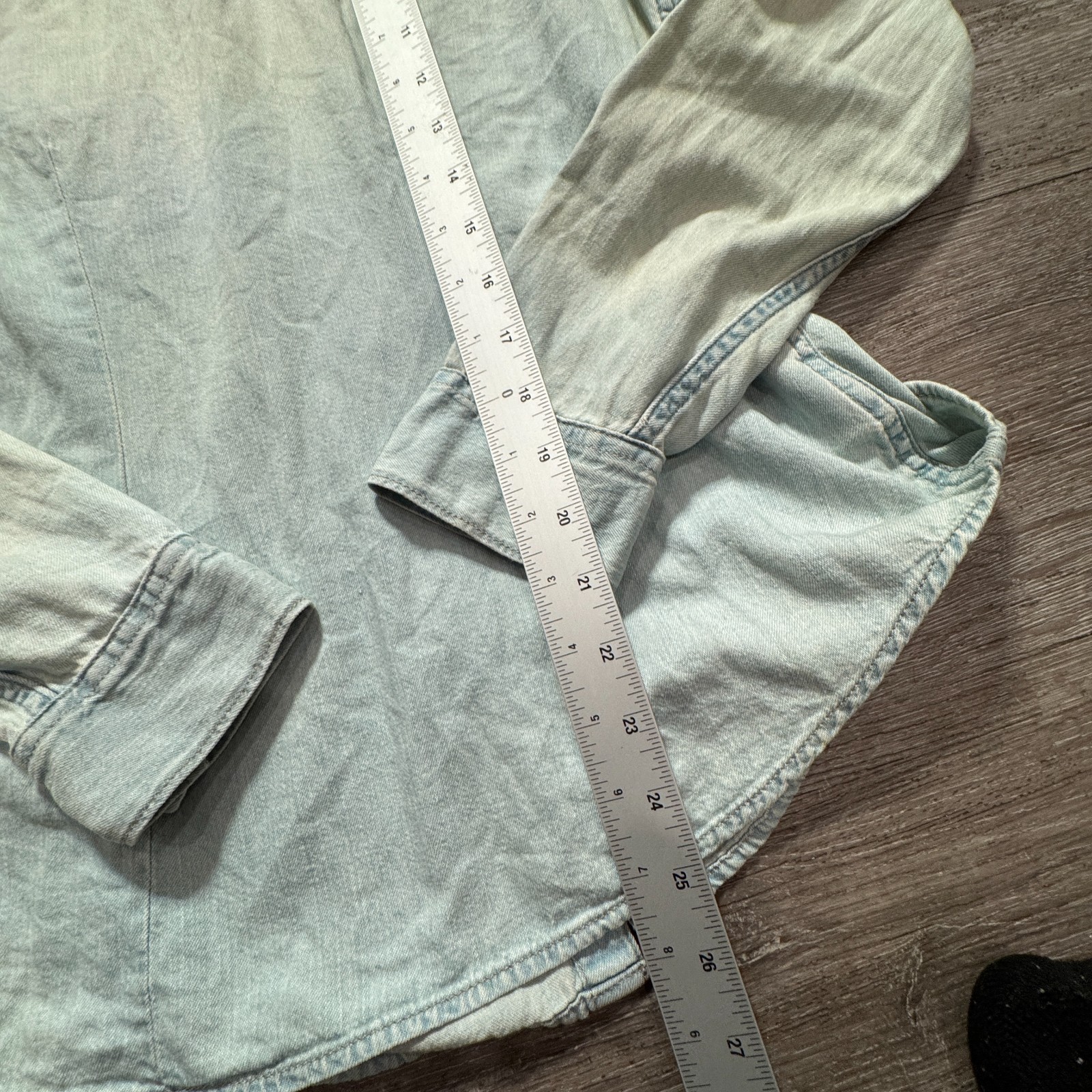 Gap 1969 Shirt Womens Small Blue Chambray Denim Y2K Western Pearl Snap Cotton