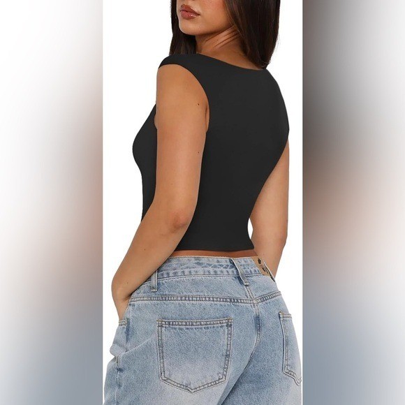 REORIA Crop Tank Top Medium Black Double Lined Seamless V Neck NWT