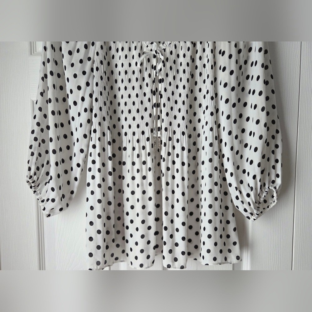 Melissa Paige Black and White Polka Dot Blouse Size LP. Excellent condition