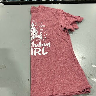 SHIRTWOOT! WOMEN’S MAGICAL BIRTHDAY GIRL TSHIRT – SIZE: WOMEN M – PINK