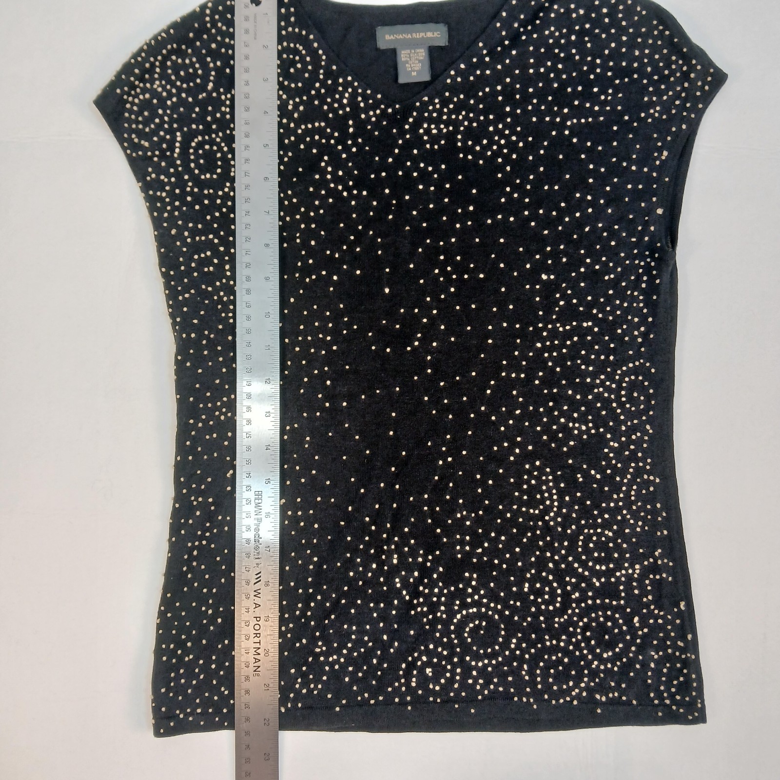 Banana Republic 80% Silk Blend Studded Blouse Size M Black Glam Luxe Minimalist