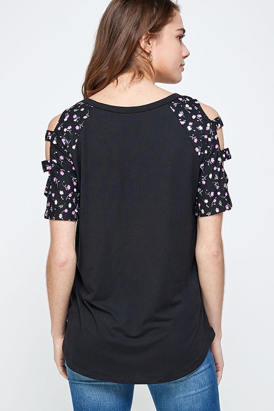 Solid Top with Floral Design Cut-Out Ladder Sleeve ~ Size Small
