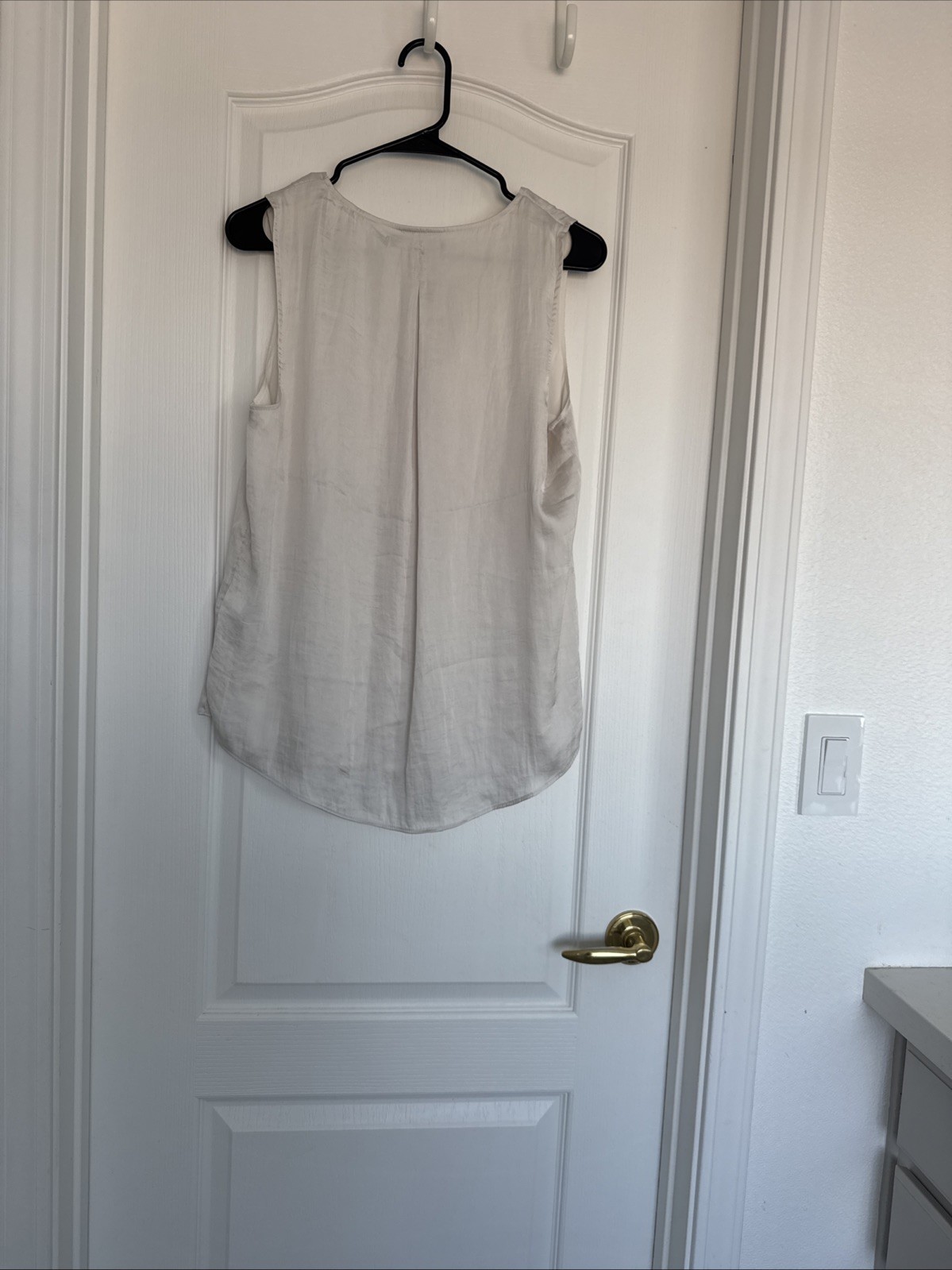 Banana Republic Beige /Ivory Top M