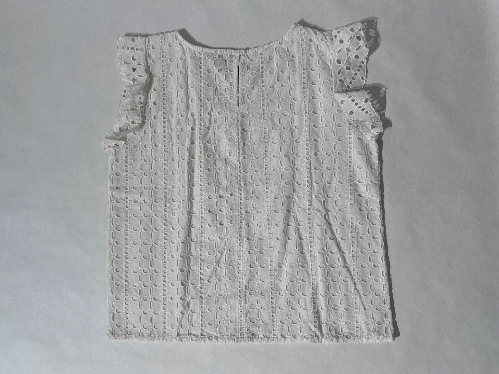 NWT RD Koko White Eyelet Lace Cap Ruffle Sleeves Cotton Lined Top Blouse Size L