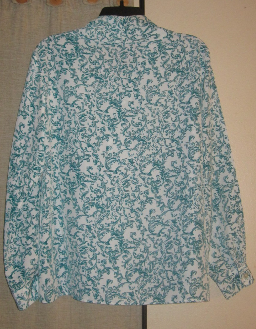 8 s shirt blouse dressy top eggshell blue green teal design vintage Haberdashery
