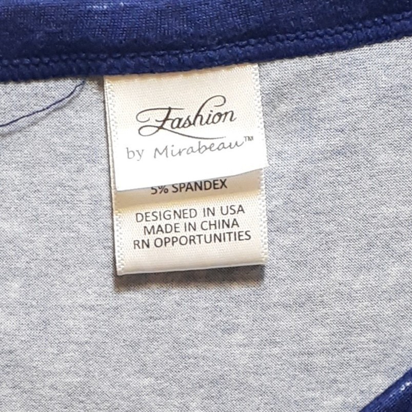 Fashion by Marabeau Women Long-Sleeve Shirt Size M Blue “Baby It’s Cold Outside”