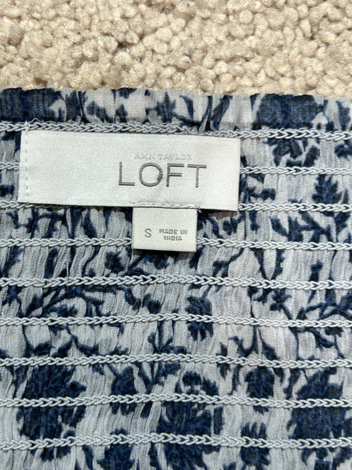 Loft Womens Shirt Size Small Multicolor Floral Print Lightweight Flowy Lined