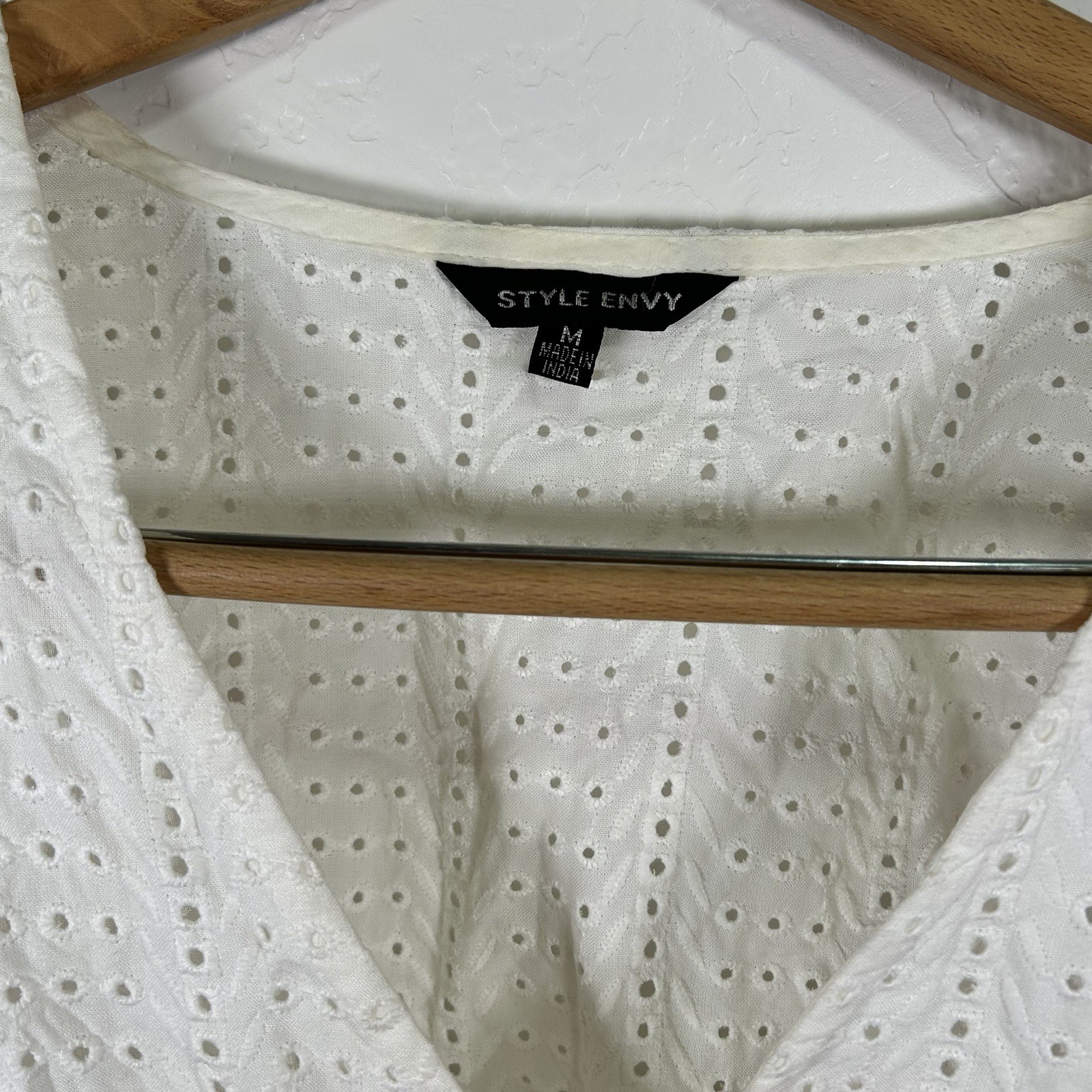 Style Envy Medium White Eyelet Wrap Boho Beach Cottagecore Feminine Peasant
