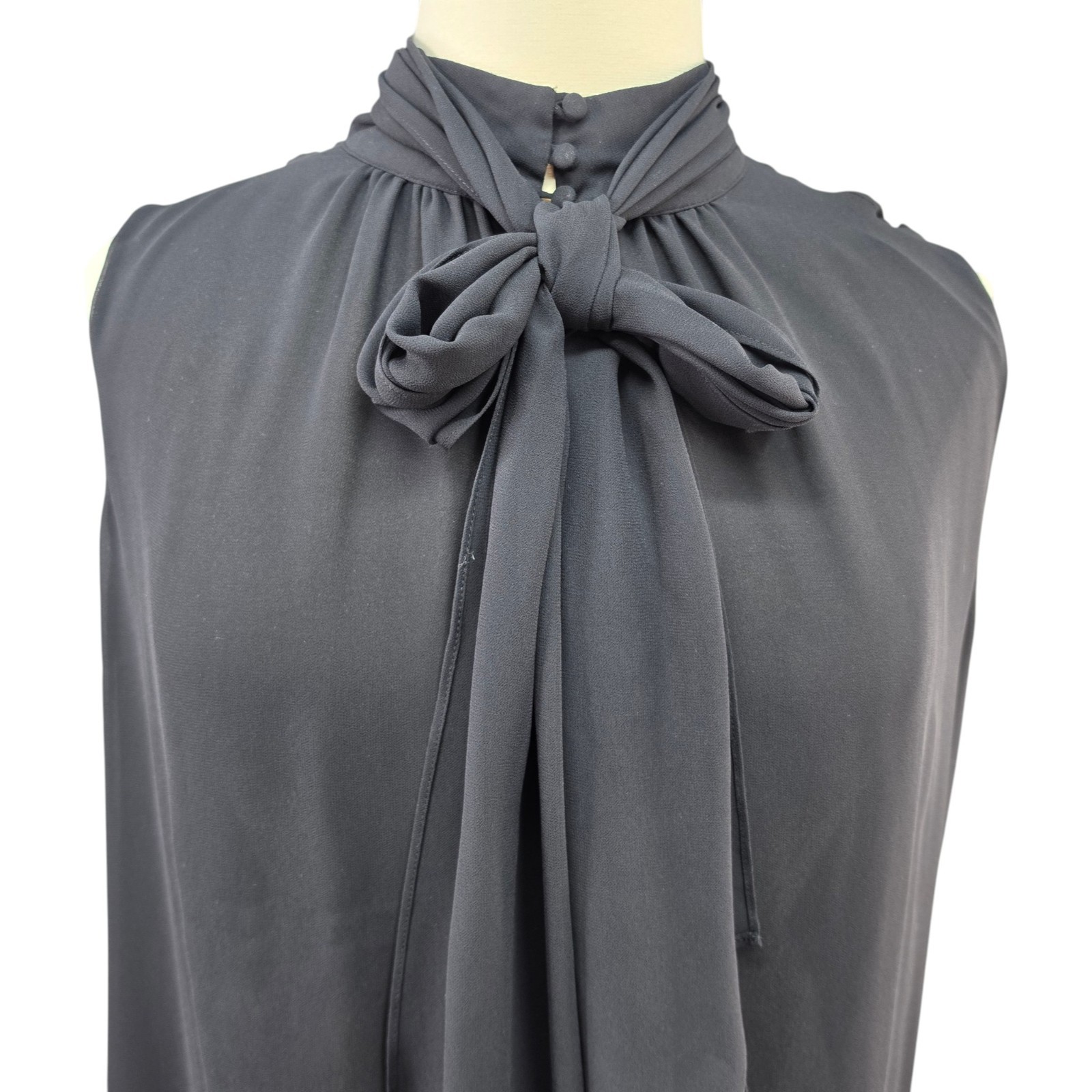 Vince Camuto Black Chiffon Sleeveless Tie Neck Blouse High Neck Career Dressy LG