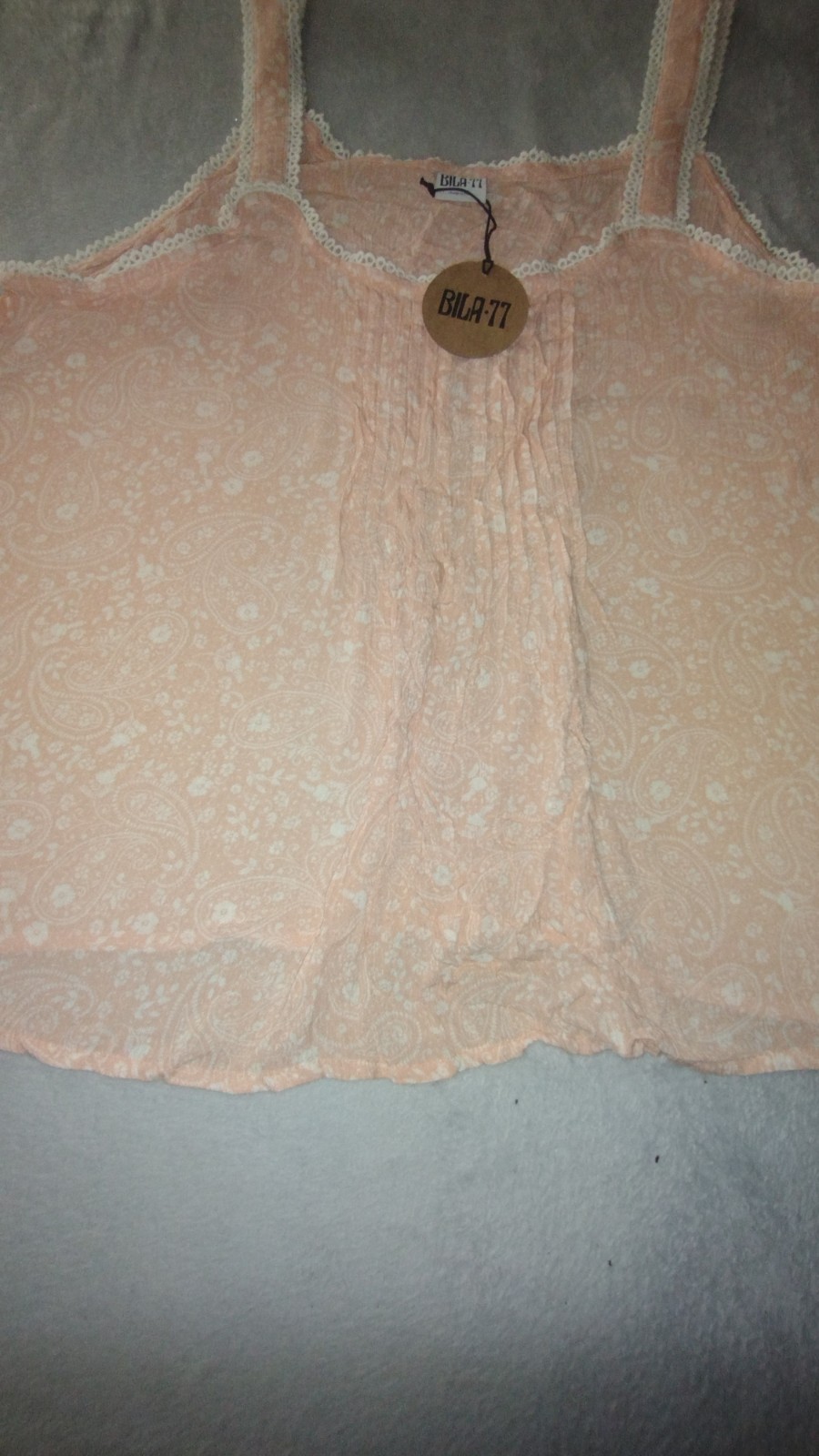 BILA 77 Boho Tank Top Camisole Pink Paisley Lace Trim Pintuck Babydoll Cute