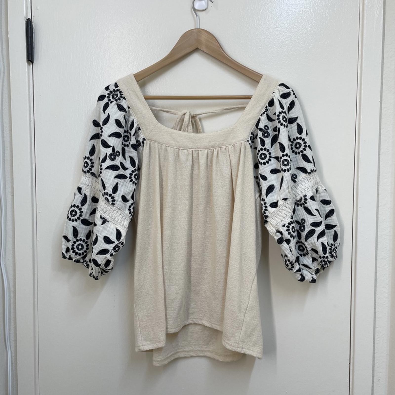 Womens Gimmiks Embroidered Top Size Small Balloon Sleeve Boho Fairy