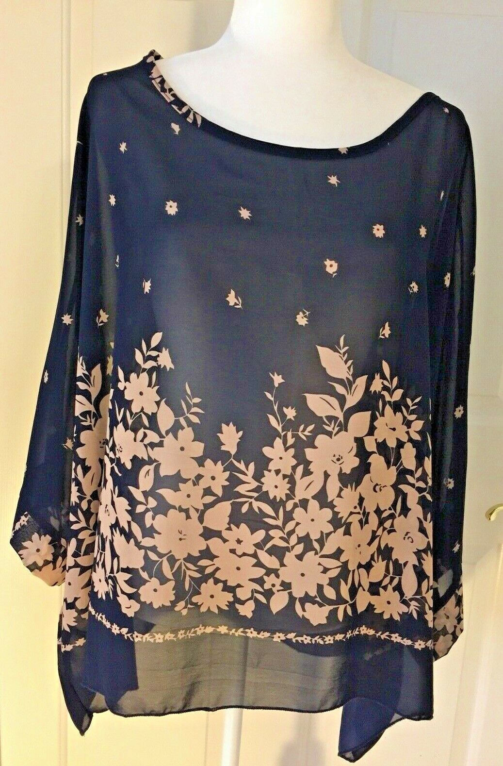 Women’s Silky Lightweight Loose Oversized Flowy Blouse Top Navy Tan One-Size