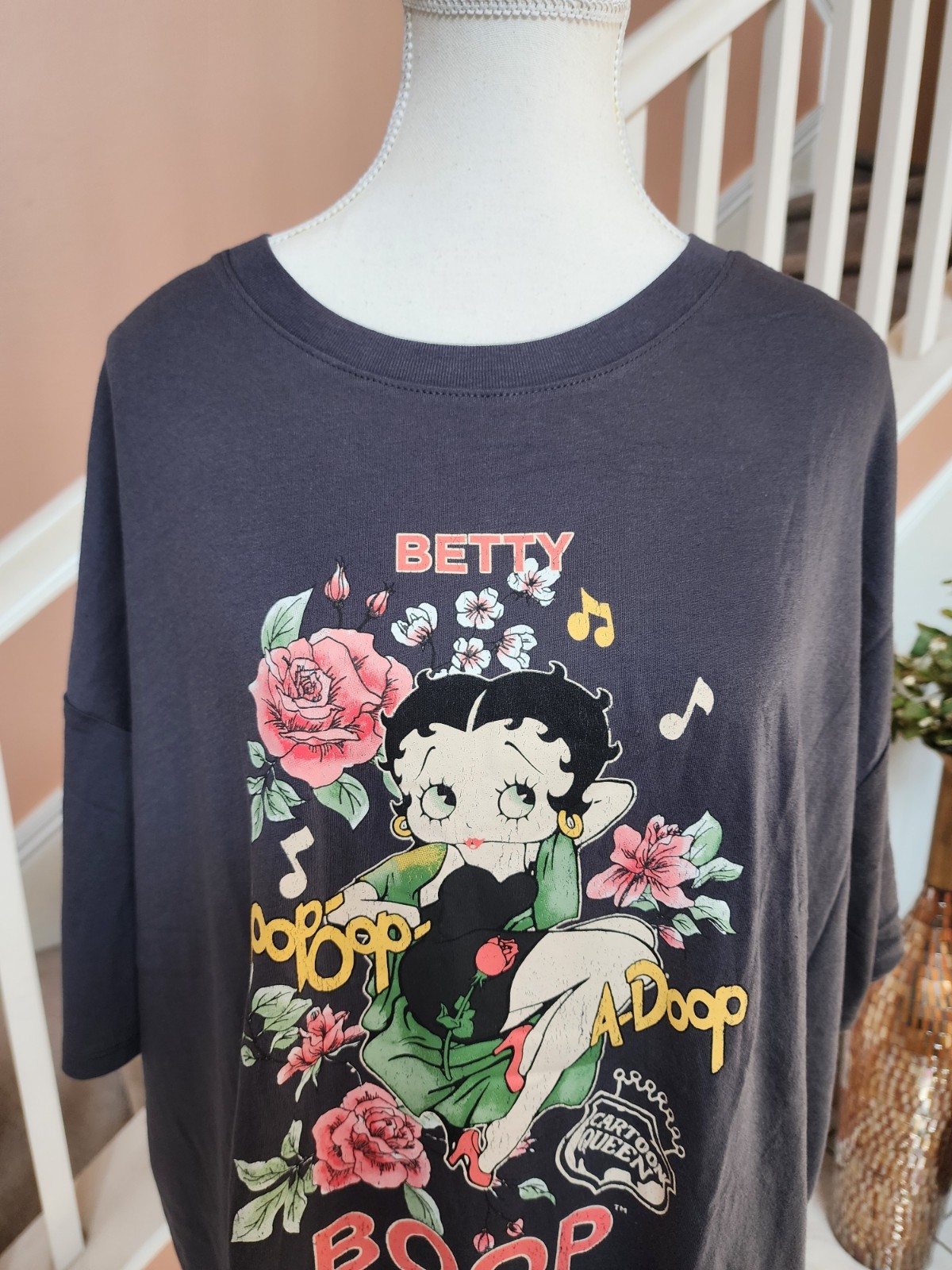 NWOT TORRID BETTY BOOP Black Oversized Fit Crew Tee Sz 2 2X 18-20