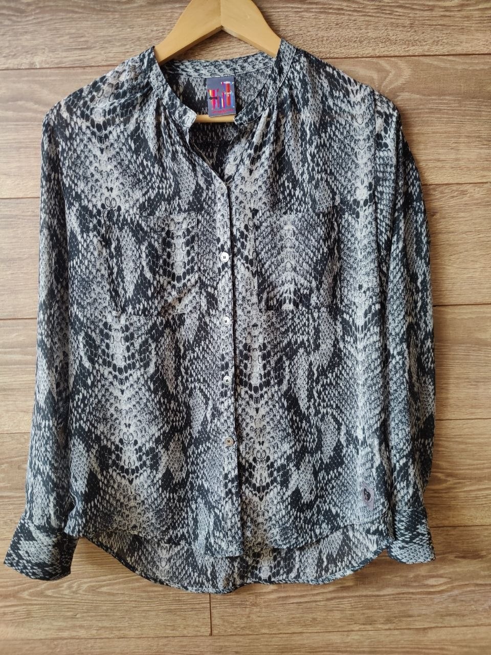 Frieda Freddies New York Animal Snake Print Blouse Shirt S Button Front