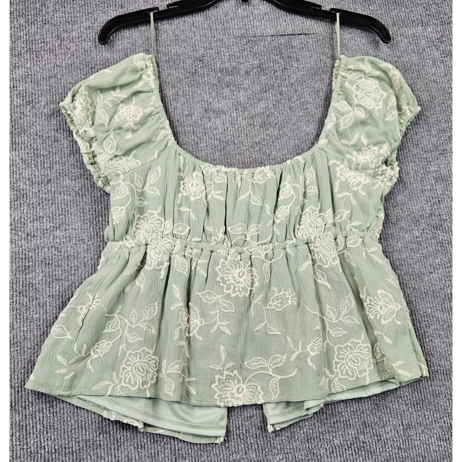 Thirty Thirty LA Sage Green Floral Embroidered Peasant Top XL Boho Milkmaid