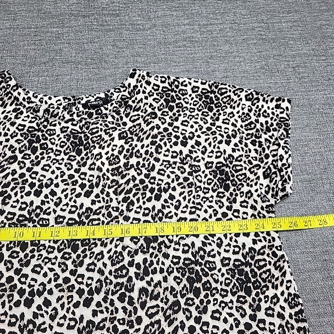 Women’s Animal Print Blouse Top Patch Chest Pocket X-Large Size