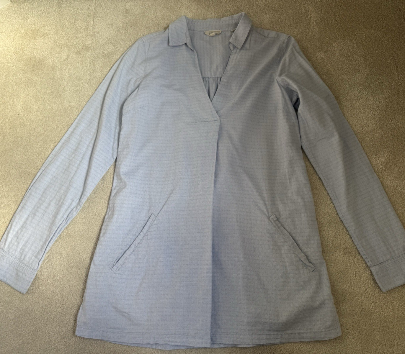 FAT FACE PALE BLUE SELF EMBROIDERED FABRIC LONG SLEEVE TUNIC SIZE 6, POCKETS