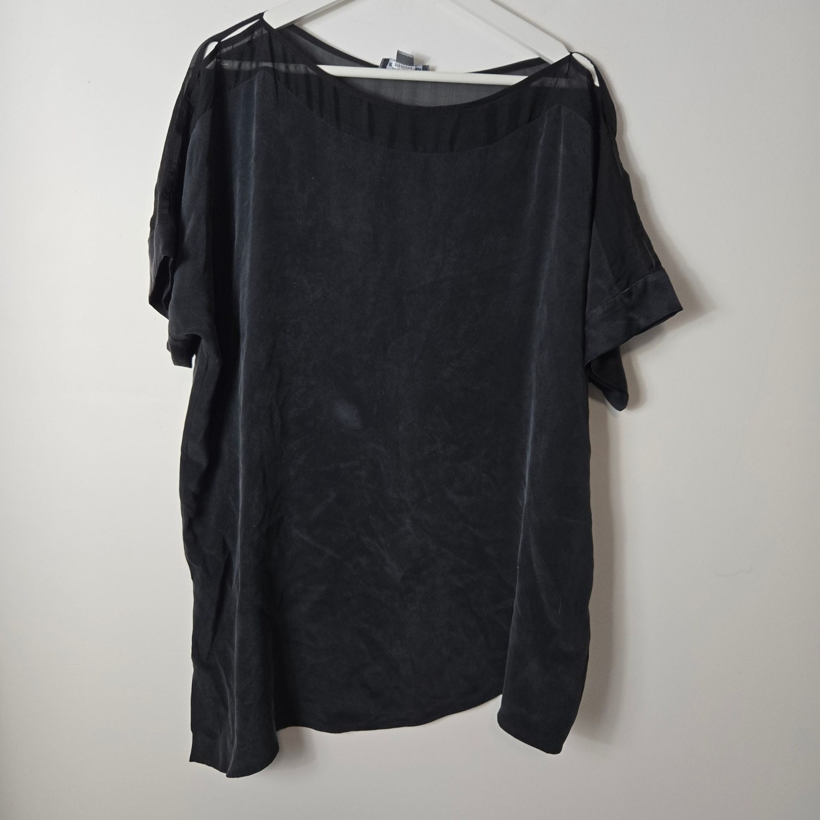 GO Silk 100% Silk Assemetrical Short Sleeve Flowy Blouse Size XL CutOut Shoulder