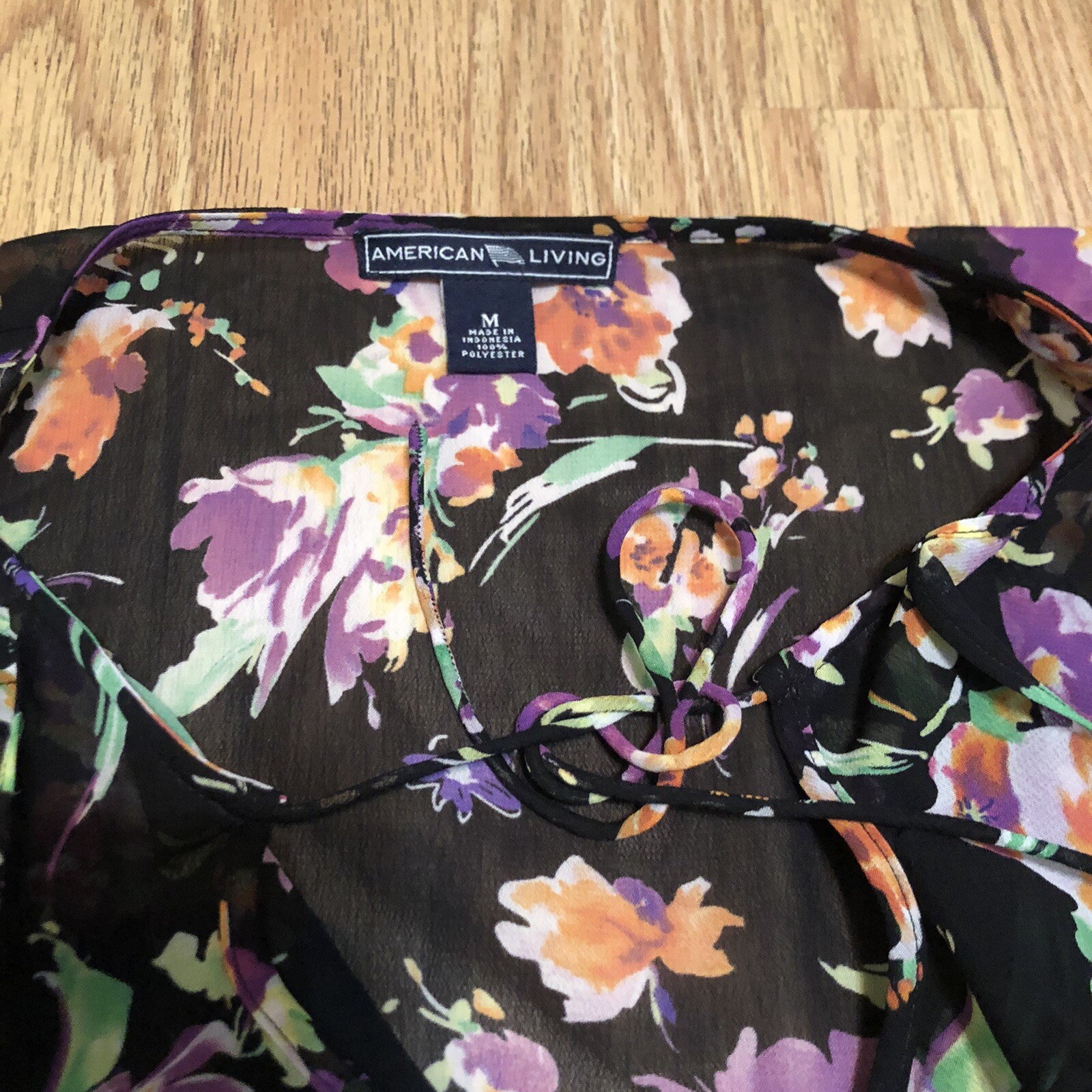 american living short sleeve floral print blouse size medium M polyster sheer
