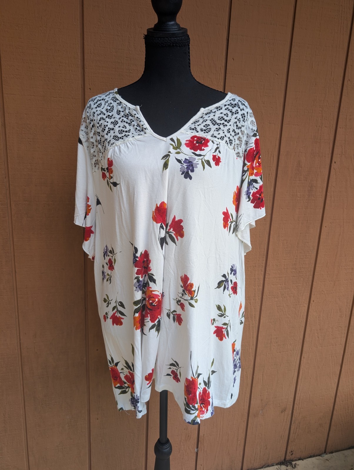 Torrid Super Soft Knits White Floral Lace Yoke Scoop Neck Top Plus Size 3