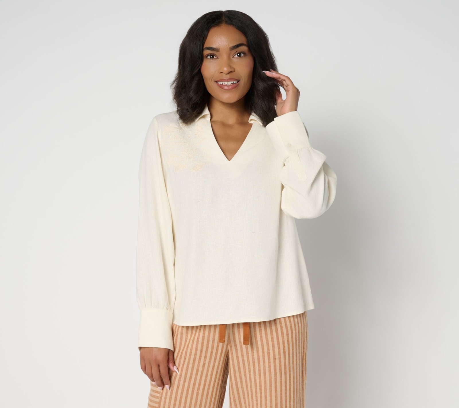 Peace Love World Women’s Top Sz M Boheme Embroidered Linen Blend White A691697