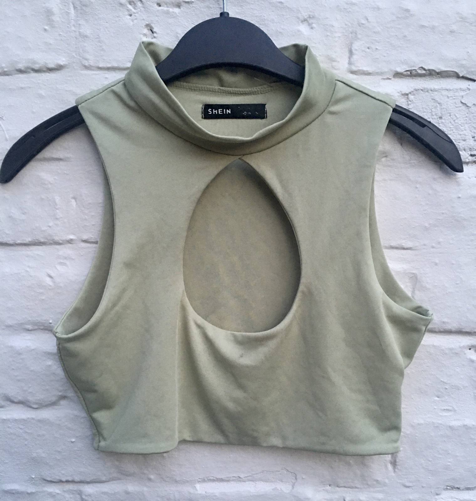 SHEIN Green Cut Out Keyhole Neck Crop Top Size Small
