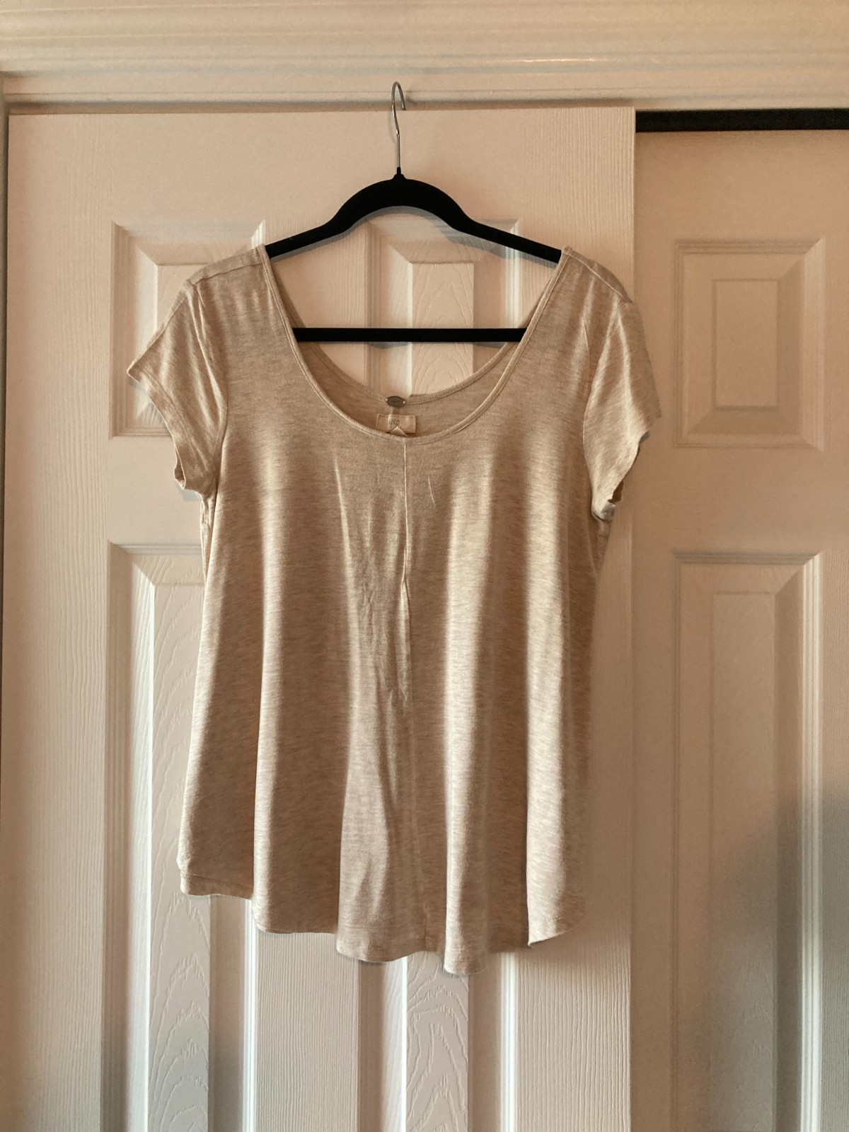 Lot of women’s medium tops and dresses 5pc +1 bonus