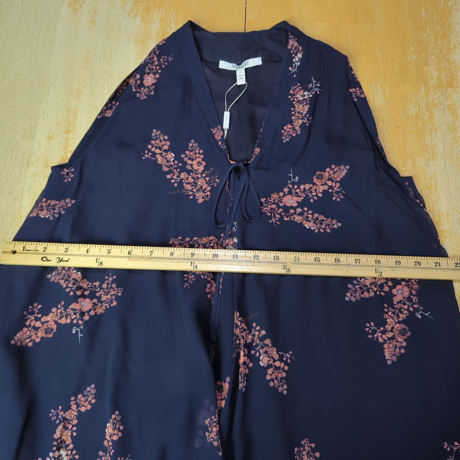 DEREK LAM 10 CROSBY Top Womens Sz 8 blue Floral sleeveless summer Bohemian