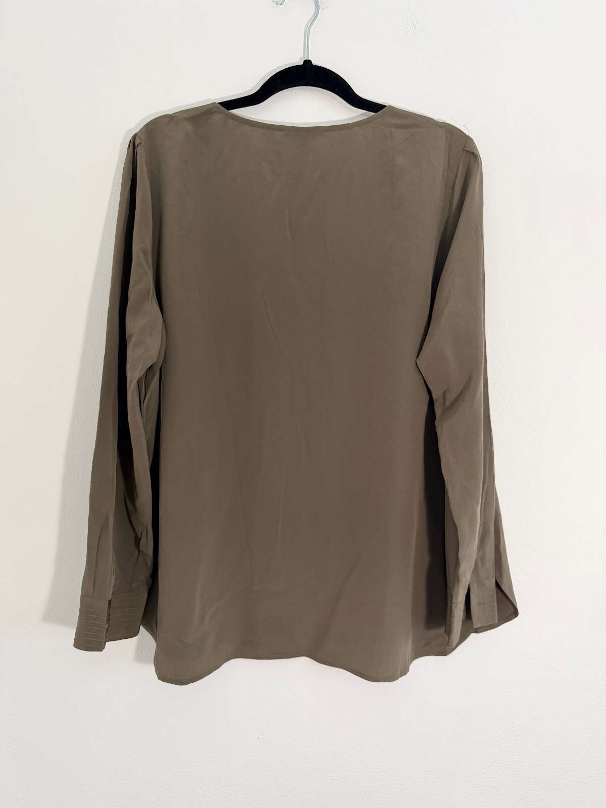 GO SILK 100% Silk Taupe V-Neck Utility Blouse XL NWT Long Sleeve Minimalist
