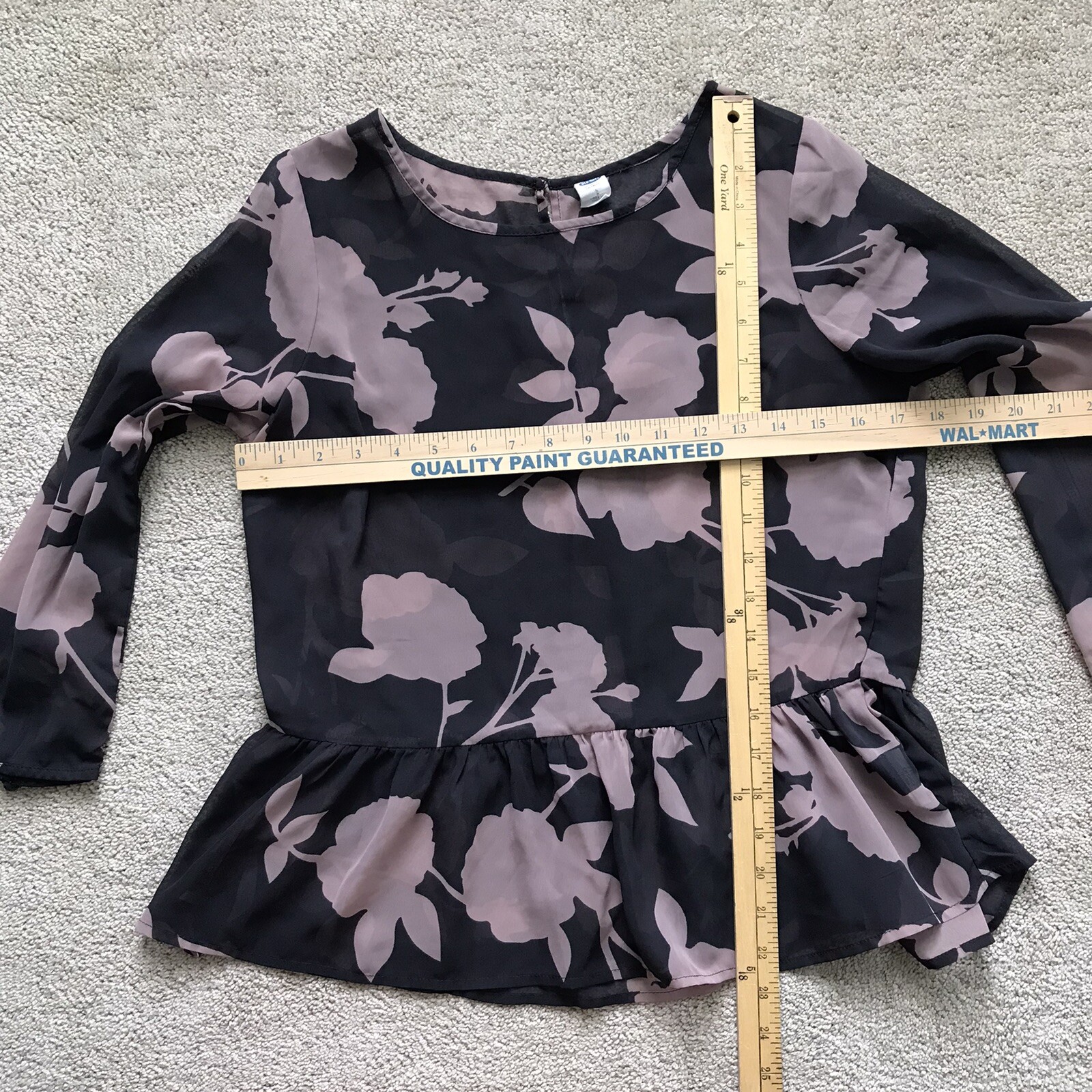 Old Navy Women’s Small Petite Gray/Purple 3/4 Sleeve Sheer Top