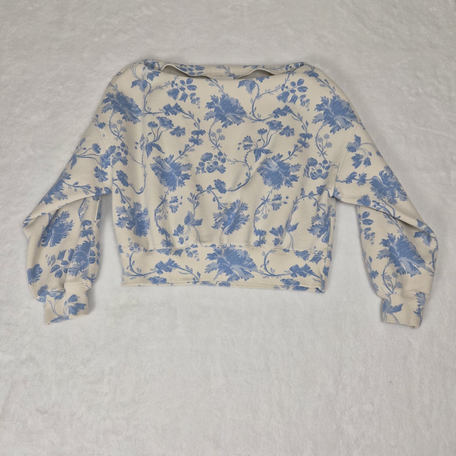​Abercrombie Fitch Blue Toile Floral Sweatshirt Womens L Coquette Cottagecore