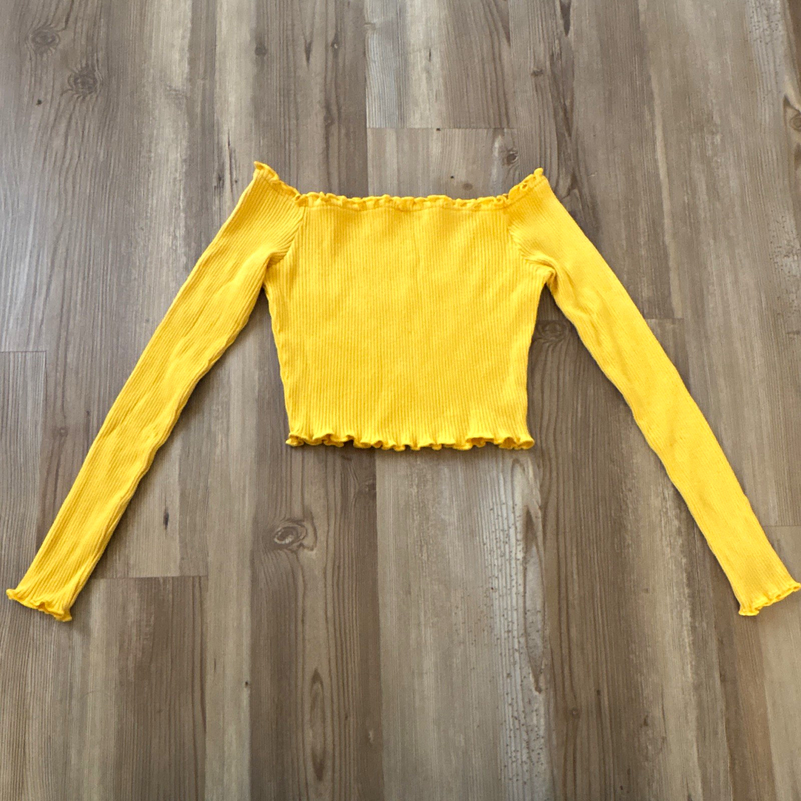 Charlotte Russe Yellow XS Off-Shoulder Ribbed Knit Ruffle Crop Top