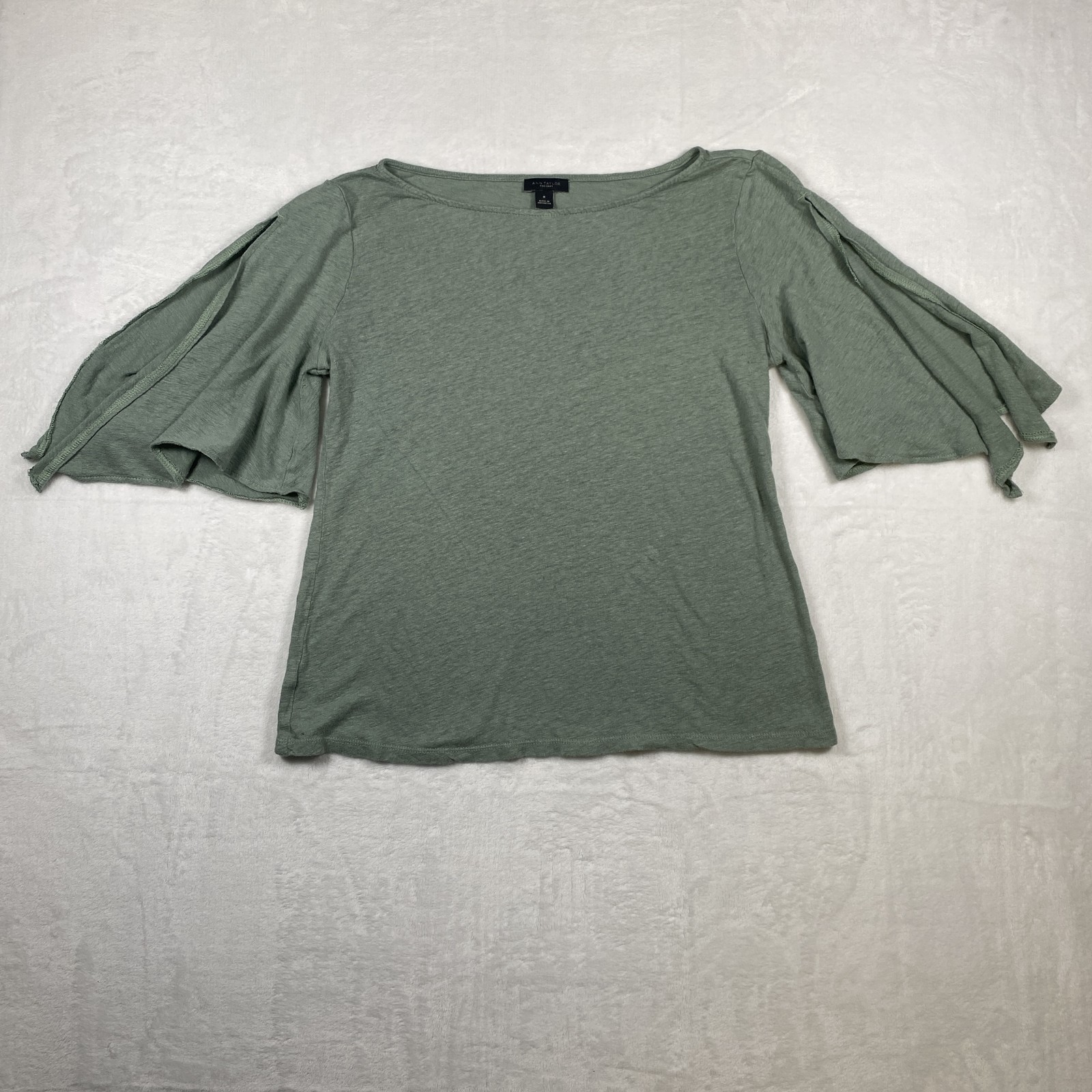 Ann Taylor Factory Women’s Linen Blend Top Sage Green Size Medium Tie Sleeves