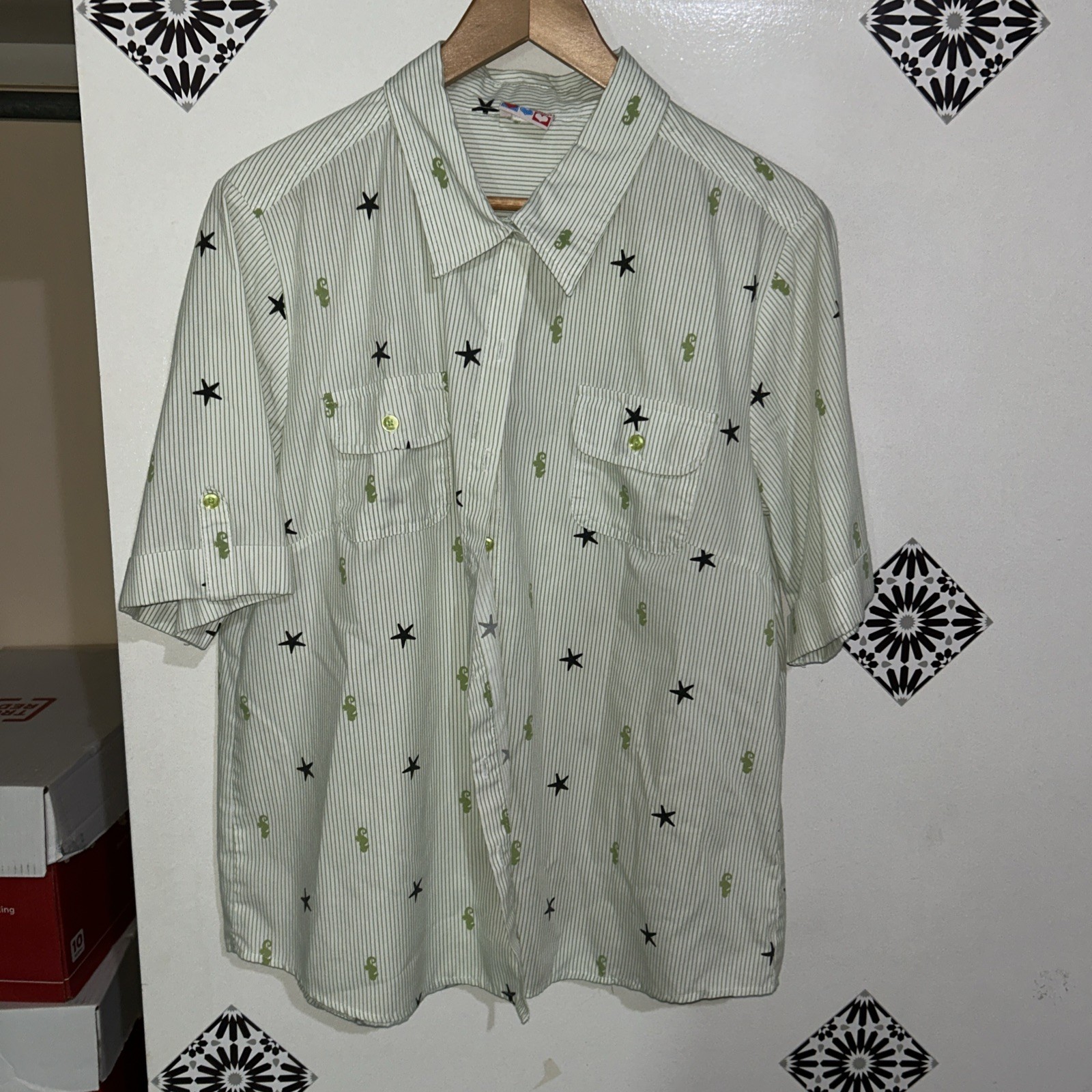 American Sweetheart Vintage shirt XL green button up Stars Seahorses pockets
