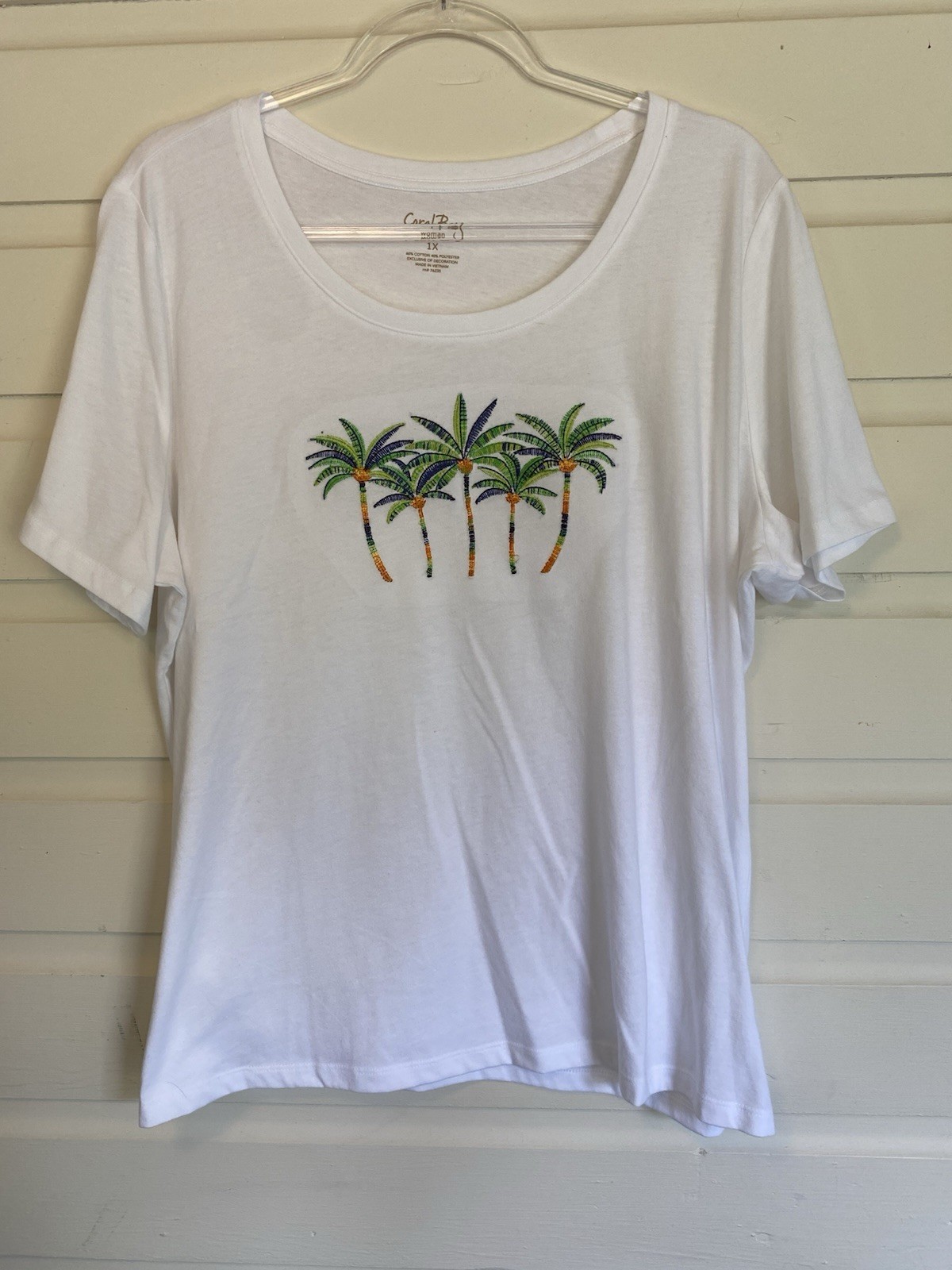 Coral Bay Womens 1X White Short Sleeve Tee With Embroidered Colorful Palm Trees