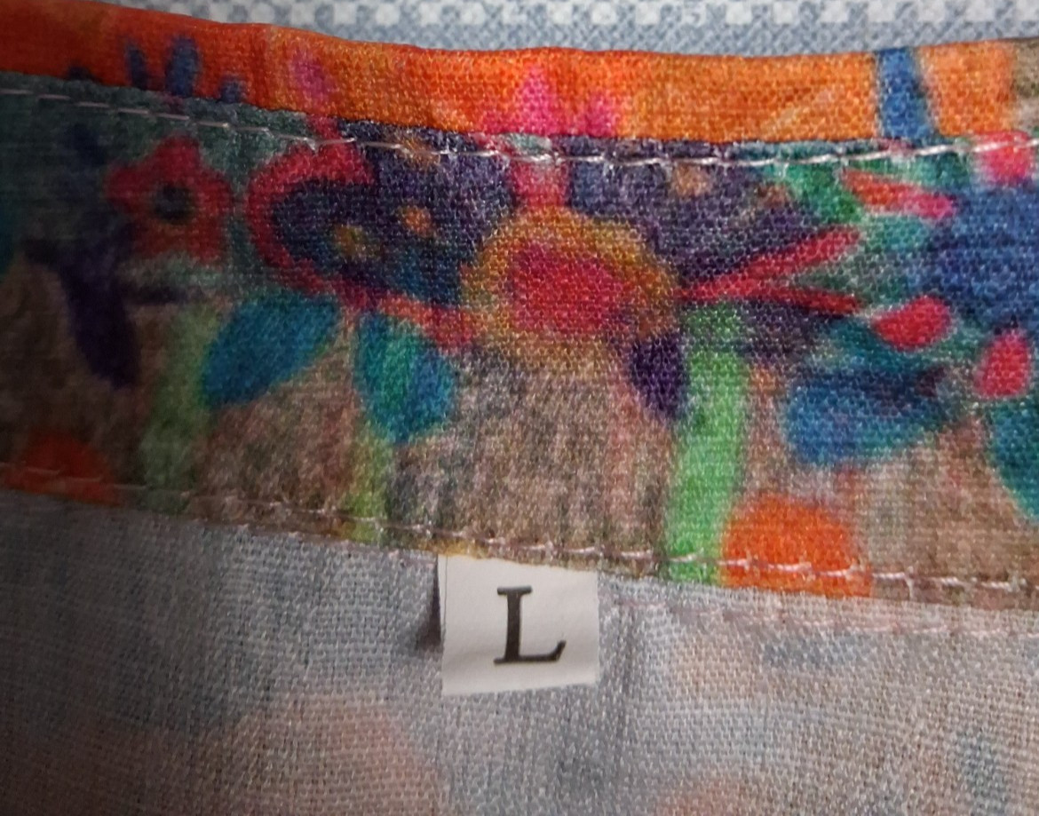 Temu Button Front Blouse – Size Large – Long Sleeves – Pretty Floral Pattern!