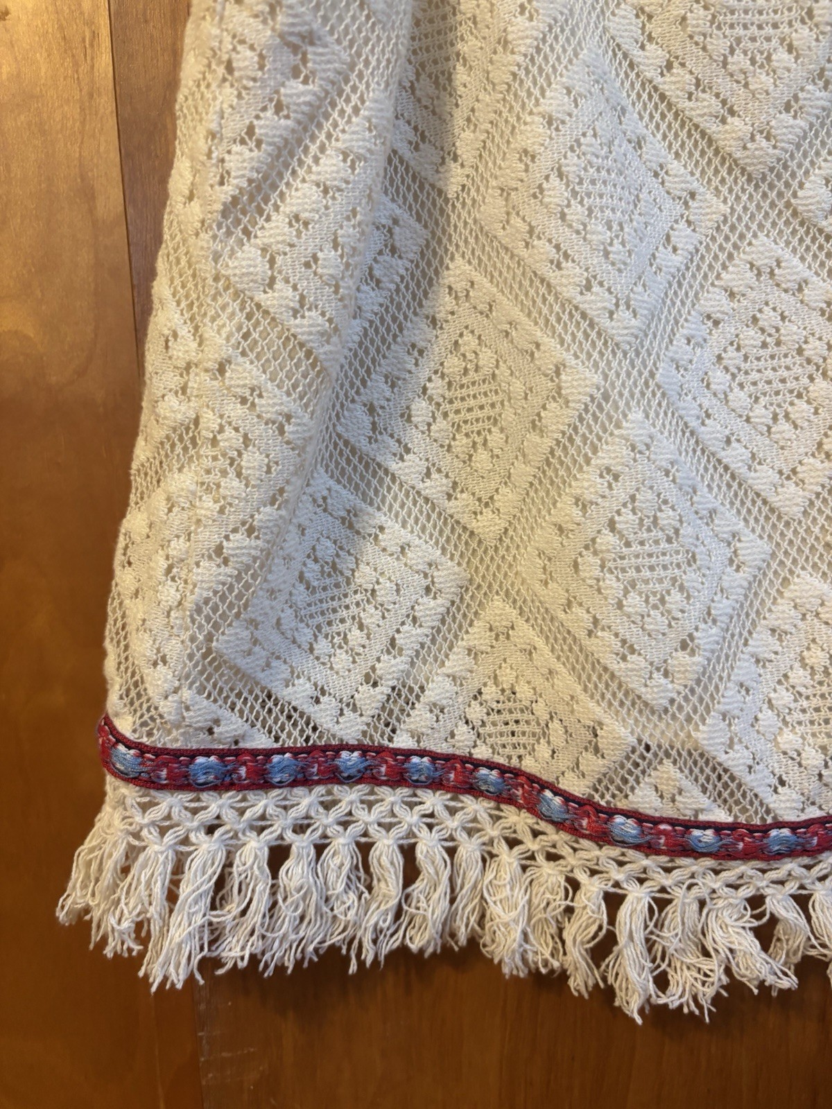 Hippie Laundry White Lace Spaghetti Strap Cami Top Fringe Beaded Hem M