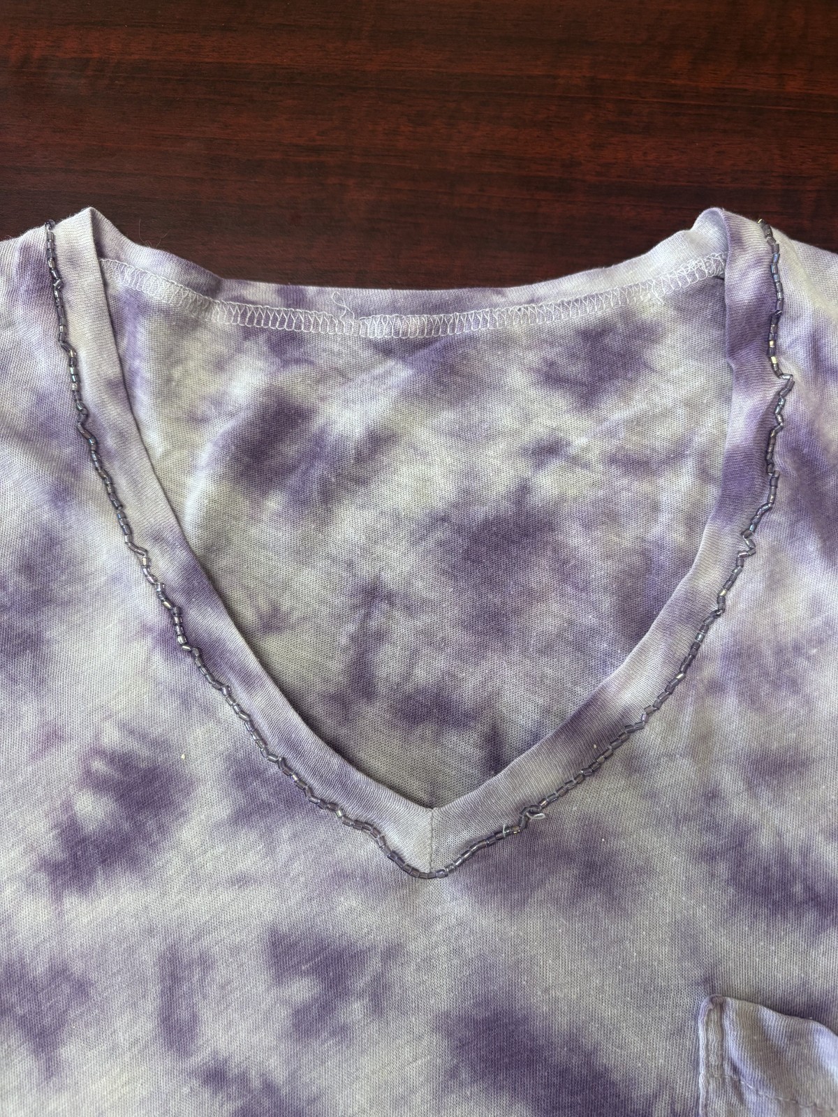 Calvin Klein Jeans Purple Short Sleeved V-Neck Tie Dye T-Shirt Size Small