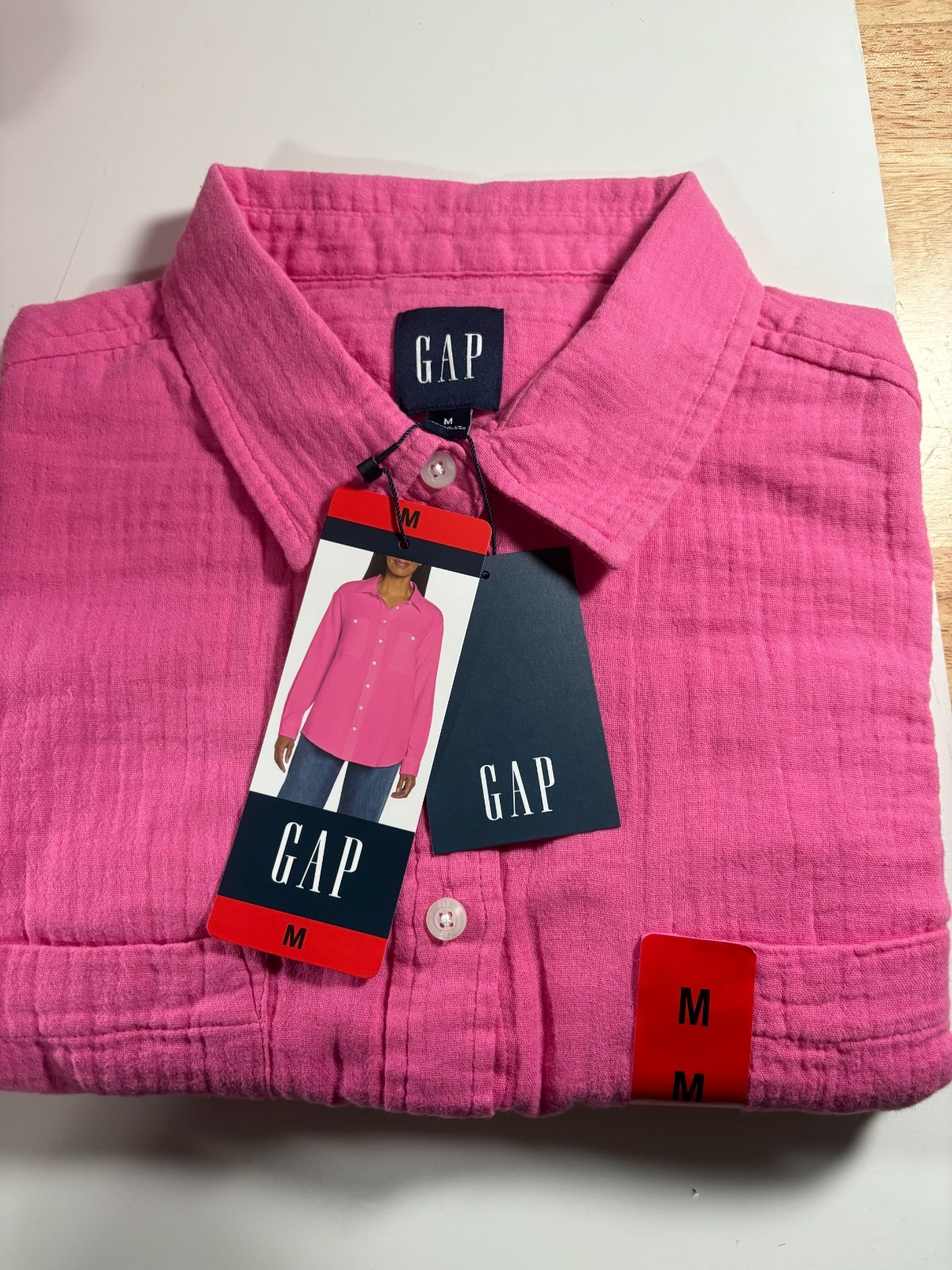 Gap Women’s Gauze Button Front Shirt Color: Pink NEW!!