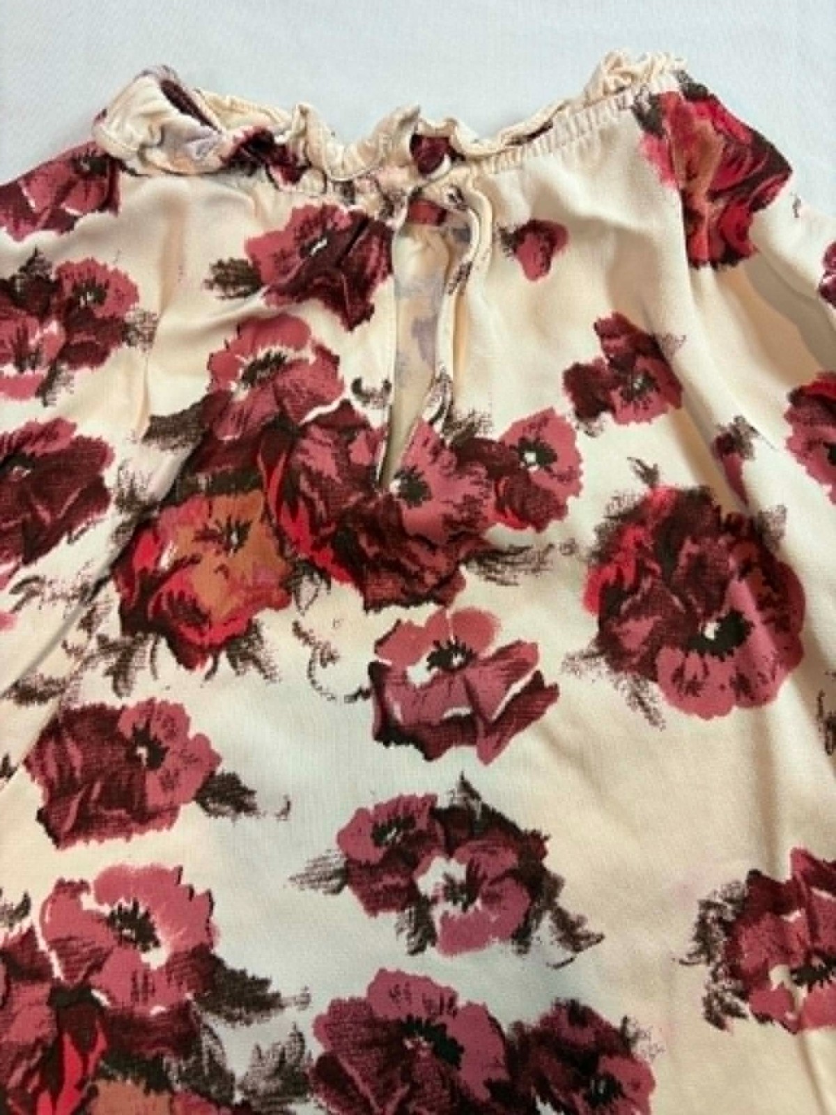 Rachel Parcell Women XXS Cream Burgundy Floral Smocked Ruffle Neck Blouse