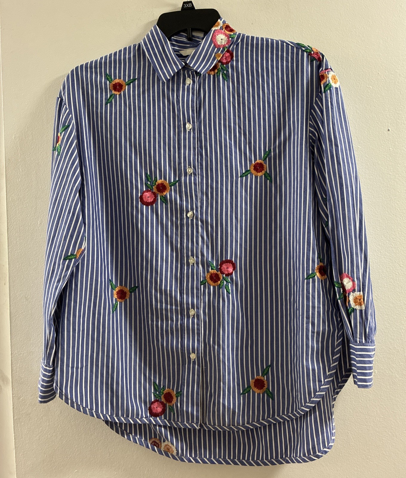 H&M W Sz 4 Blue/ White Striped Floral Embroidery Preppy City Button Up Shirt
