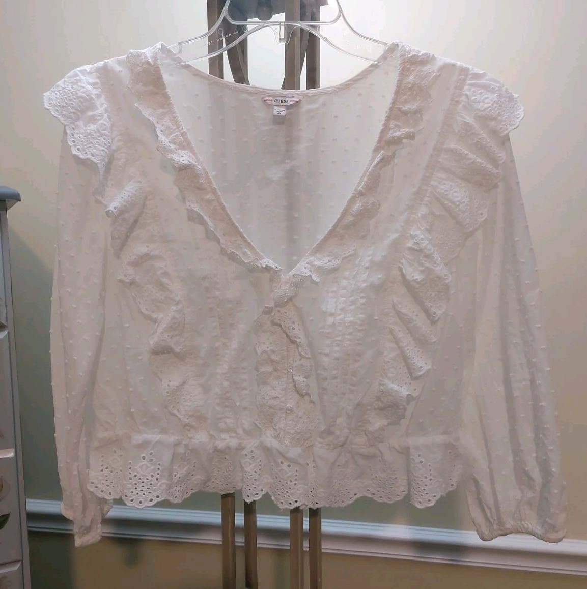 Vintage Guess Women’s Blouse Medium White 💯 % Cotton traditional broderie Style